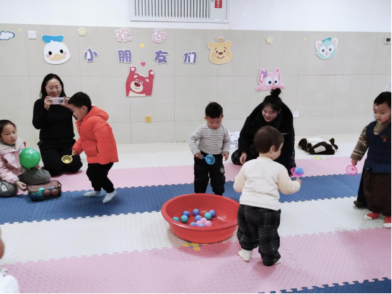 市婦幼保健院（市兒童醫(yī)院）舉辦“慶元旦 迎新年”親子游戲活動133